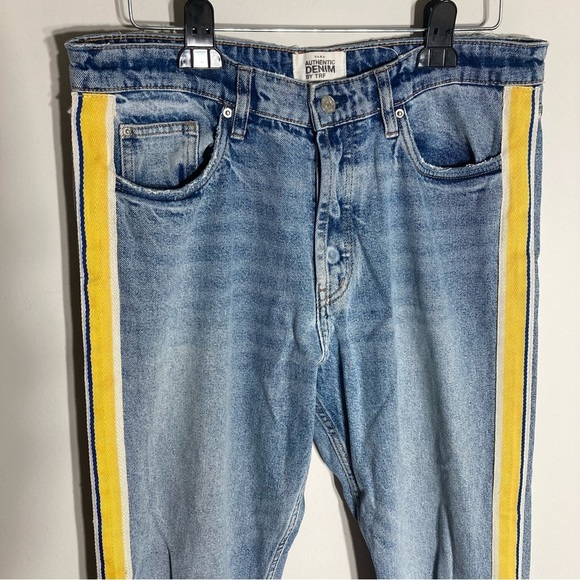 ZARA | Authentic Denim by TRF Straight Jean - Picture 3 of 16